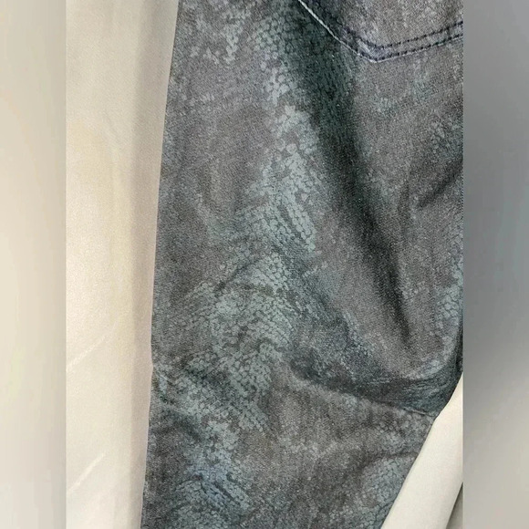 INC International Concepts faux‎ snake patterned pants - Picture 6 of 6